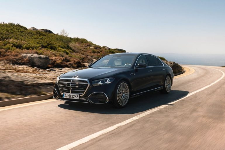 Nuova Mercedes-Benz Classe S, fino a quattro versioni per l’ammiraglia