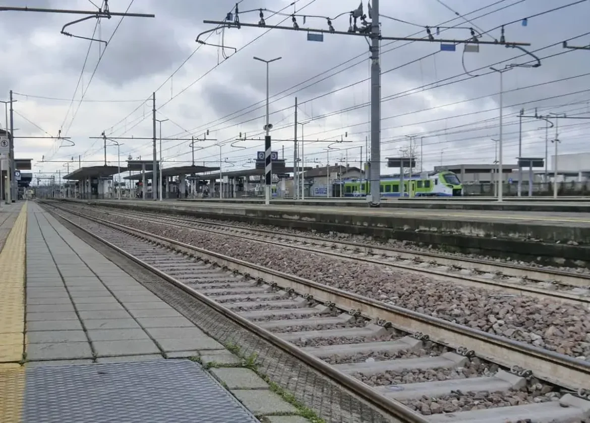 Nuovi sabotaggi sulla linea Alta Velocità, circolazione ferroviaria rallentata