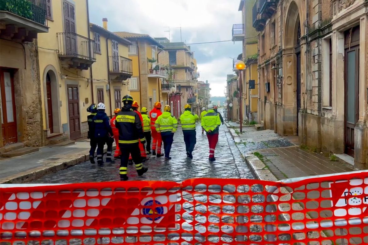 Le misure messe in campo dalla Regione Siciliana per il ciclone Harry e la frana di Niscemi