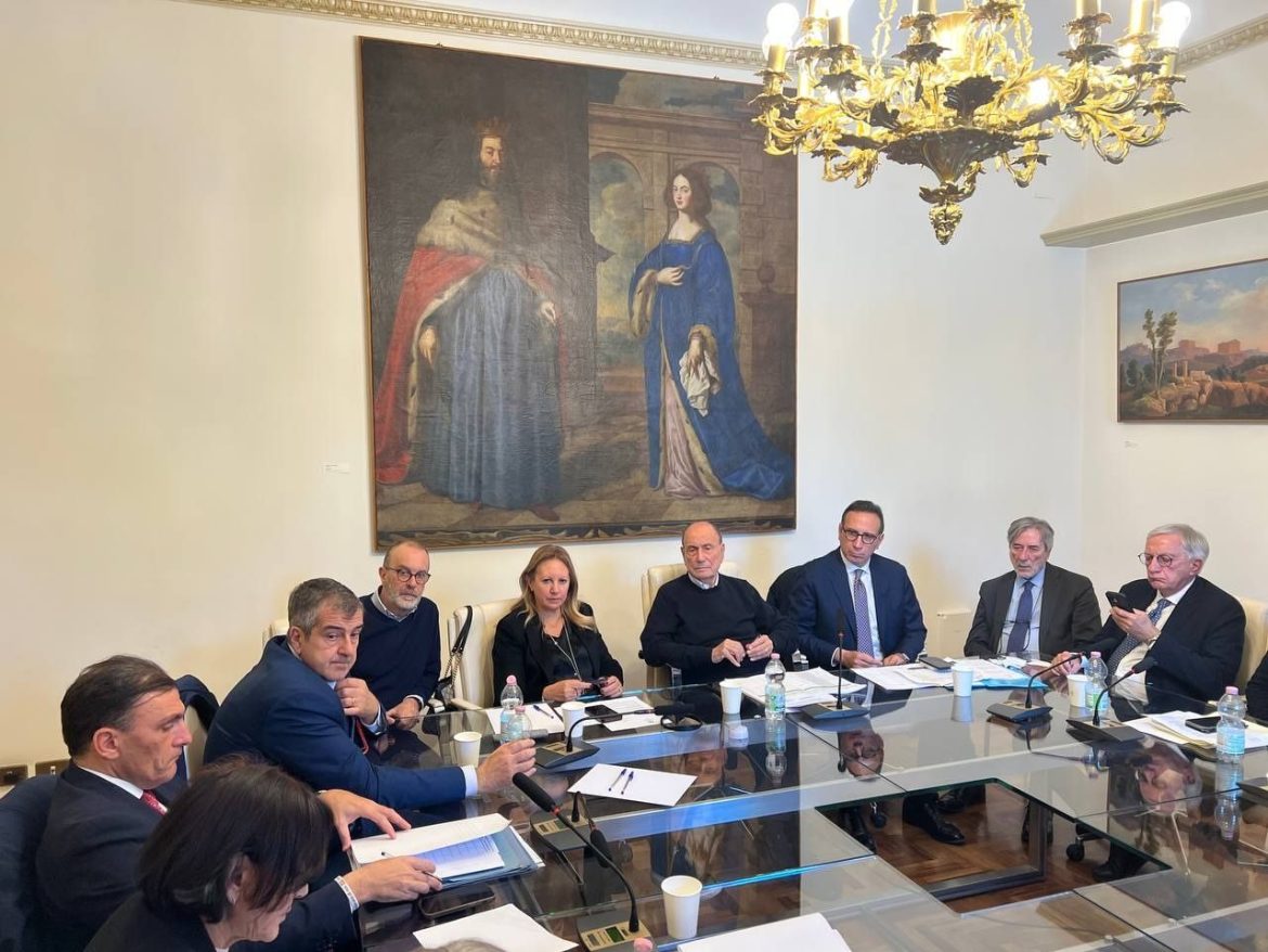 Emergenza maltempo e frana di Niscemi, si riunisce la cabina di regia. Schifani “Pronti nuovi interventi per dare risposte concrete”