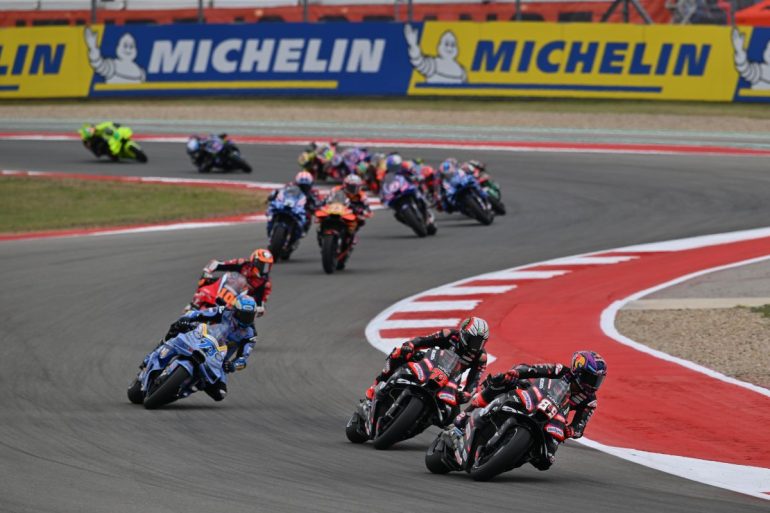 Bezzecchi vince anche ad Austin, doppietta Aprilia con Martin secondo