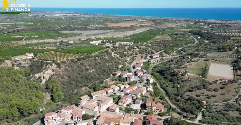 Gdf sequestra complesso turistico nel Cosentino, danno erariale da 30 milioni
