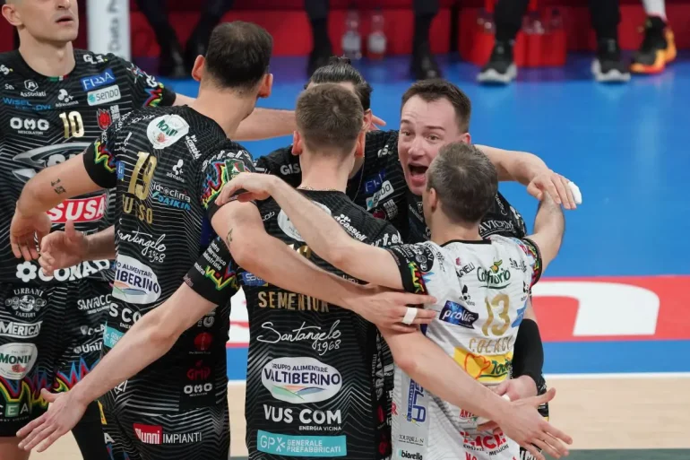 Volley, Perugia campione d’Italia Lube battuta 3-0 in finale