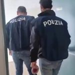 Arrestato a Lecce giovane anarchico, sequestrato manuale per ordigni