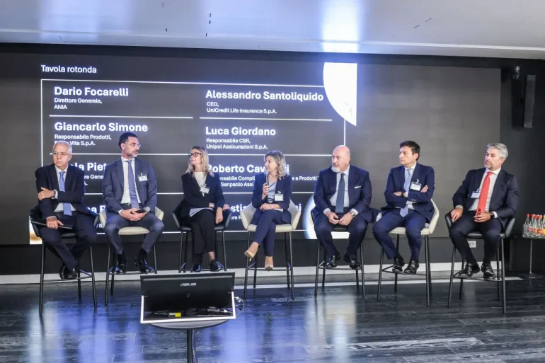 Deloitte, 7 italiani su 10 preferiscono le polizze per proteggere il capitale
