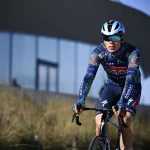 Magnier vince in volata a Burgas, è la prima maglia rosa del Giro