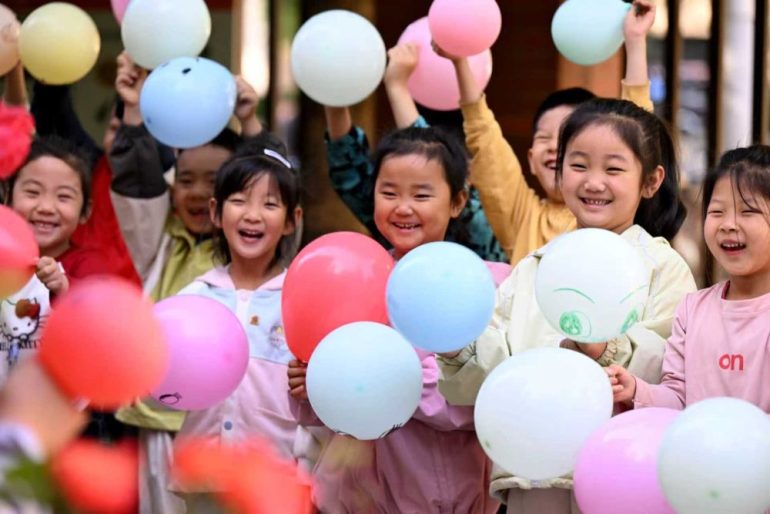 La Cina stanzia 45,8 miliardi di yuan a sostegno dell’istruzione prescolare
