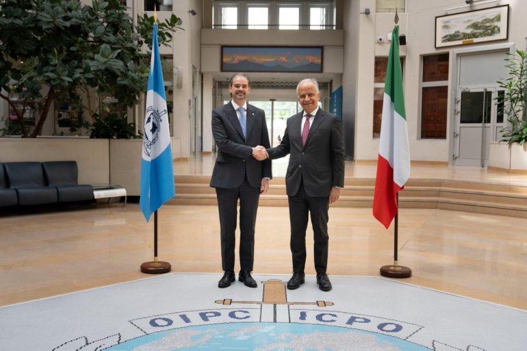 Piantedosi a Lione incontra il segretario generale dell’Interpol