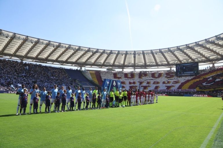 Derby Roma e gare Champions alle 12, finale internazionali alle 17