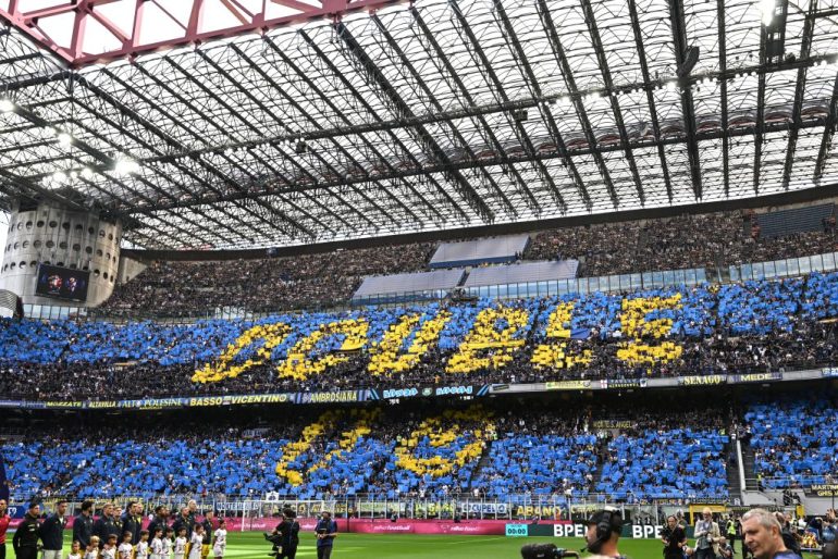 L’Inter festeggia il double, a San Siro 1-1 col Verona