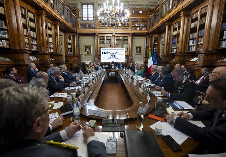 Terra dei Fuochi, cabina di regia “significativo rafforzamento azione interforze”