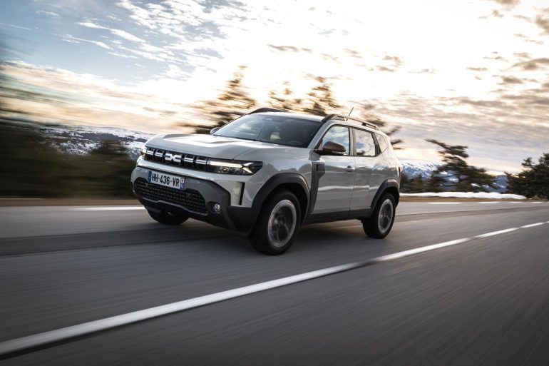 Dacia Duster e Bigster si rinnovano con il nuovo Hybrid-Gpl 150 4×4 automatico