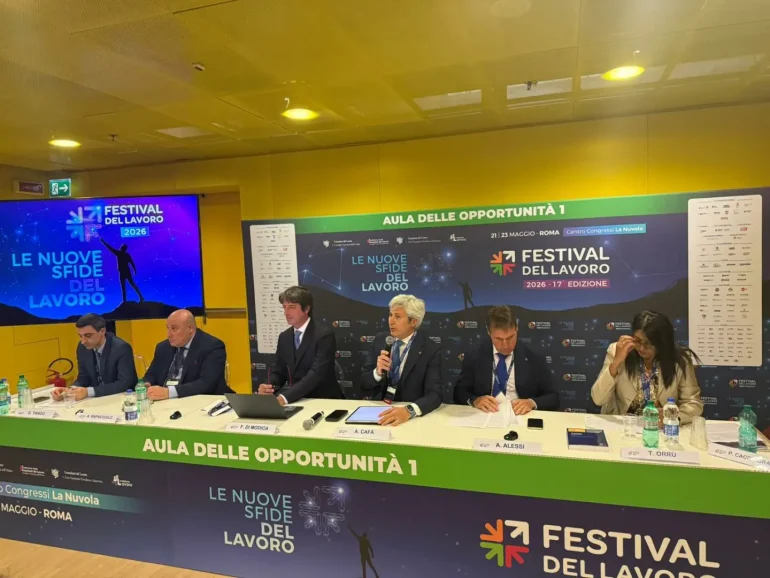 FonARCom lancia allarme su precarietà e nuovi impieghi poveri