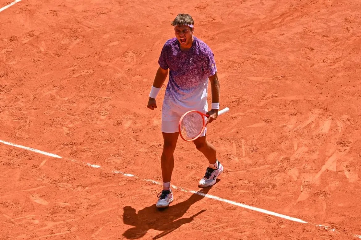 Cobolli in semifinale al Roland Garros, l’Italia avrà un finalista a Parigi