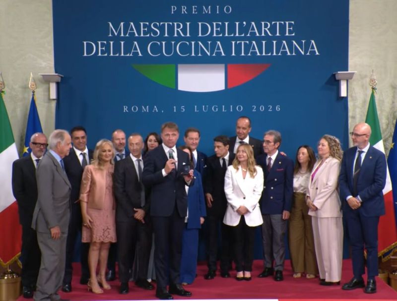 Meloni e Lollobrigida premiano 10 Maestri dell’Arte della Cucina Italiana
