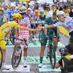 Al Tour pokerissimo di Pogacar, sui Campi Elisi vince Van Der Poel
