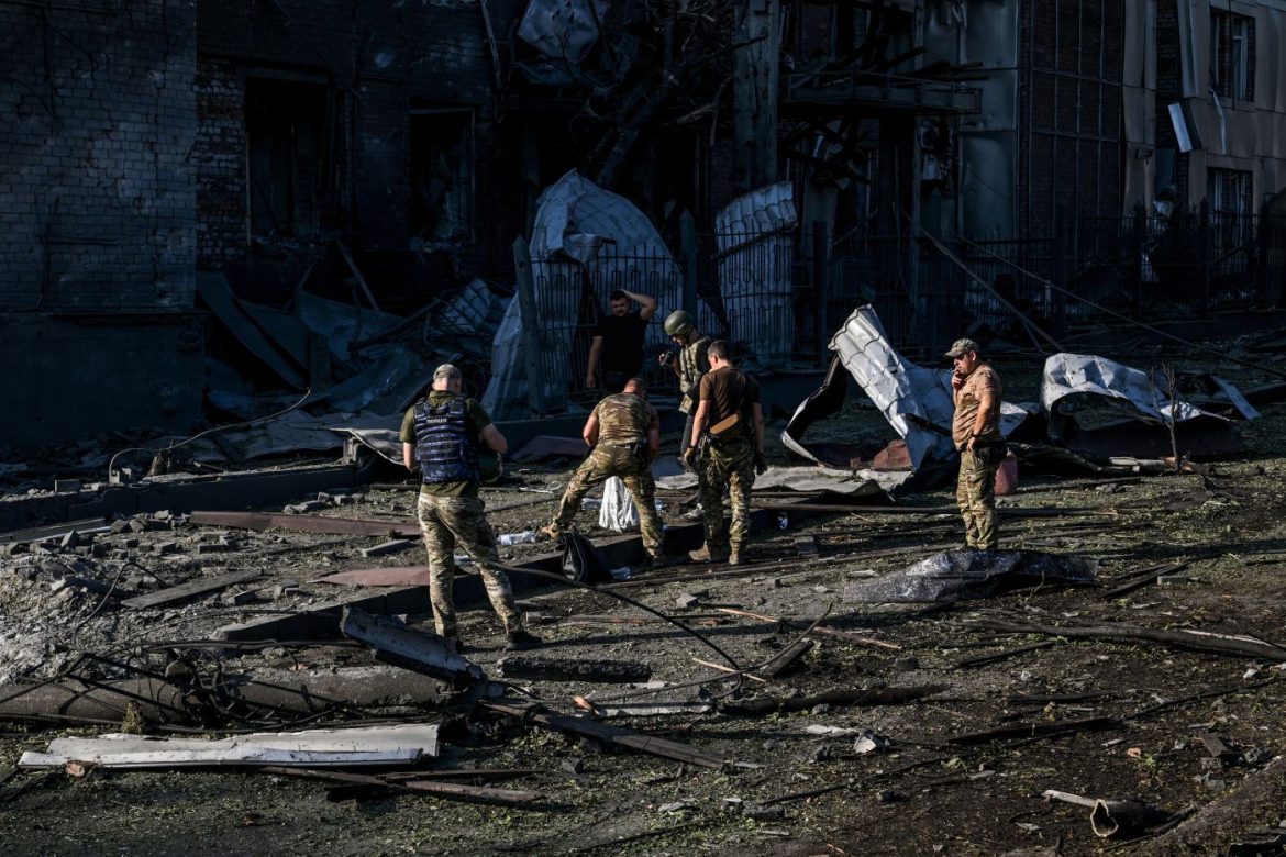 Notte di attacchi incrociati tra Mosca e Ucraina, morti e feriti A Zaporizhzhia
