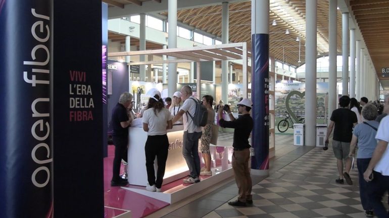 Dal lavoro alla domotica, Open Fiber racconta la fibra ottica al Meeting di Rimini
