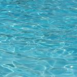 Bimba di 2 anni annega in piscina e muore a Palermo