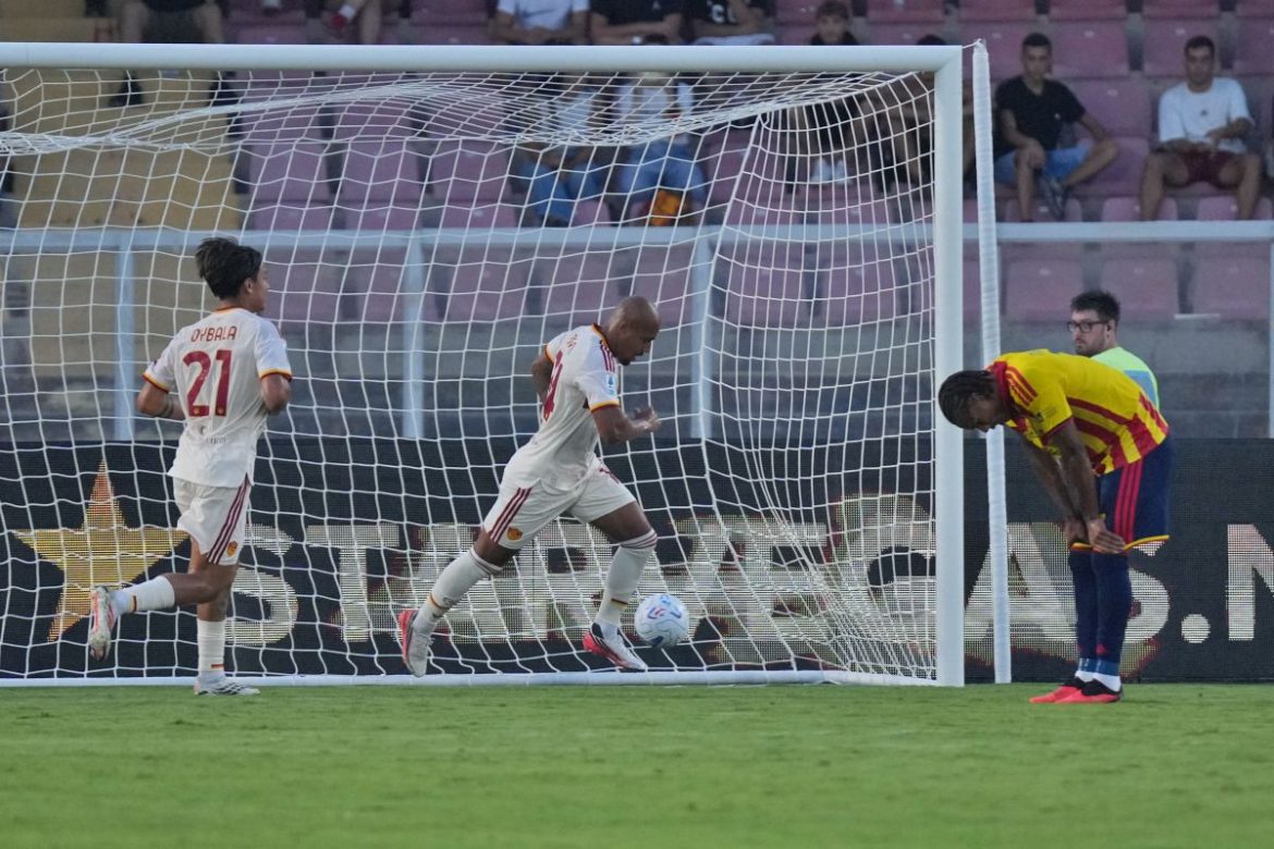 Malen show anche a Lecce, altro poker per la Roma