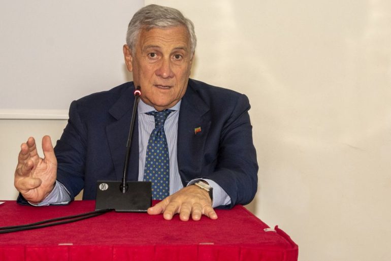 Tajani “Crescita salari e diritti lavoratori vanno di pari passo”