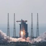Cina, lanciato un nuovo gruppo di satelliti per Internet